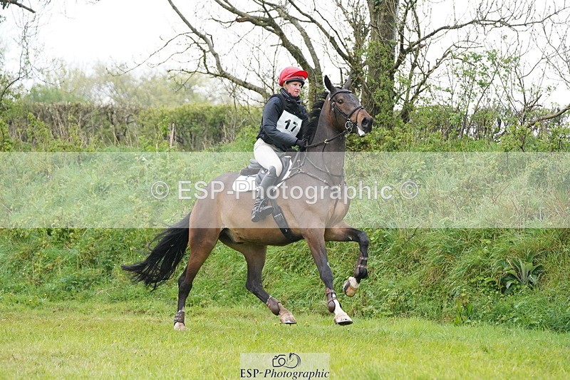 250418-102446-00986 - 017-Rosie.Bradley-Hole-KILMOUNTAIN.TOYBOY