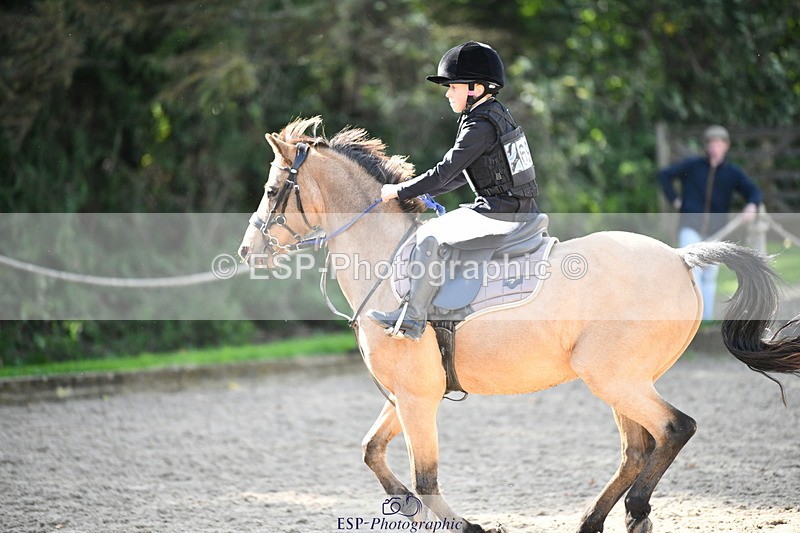 251004A-132326-01249 - Classes 6 & 7 60cm