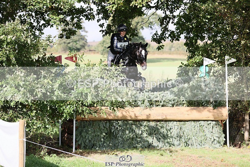 231020-115113-06825 - 054-PORSCHE-Coco.Lanni-XC