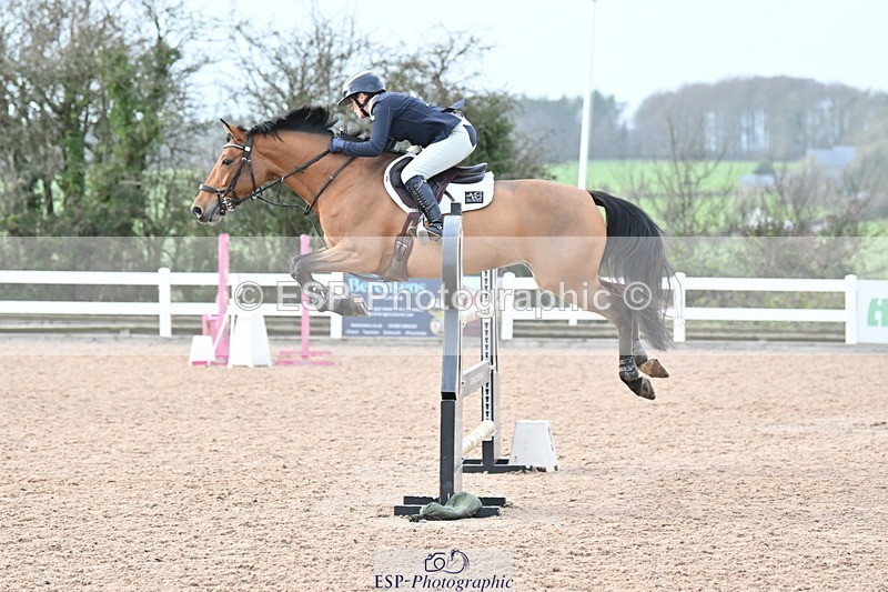 231208A-133825-00954 - Cls 6 Foxhunter & 1.20m Open