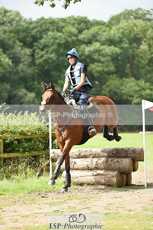 230817-135242-02087 - Kay's 1st Group - XC