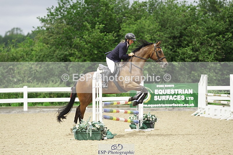230728A-123130-01839 - Cls 9 85cm Amateur Quali