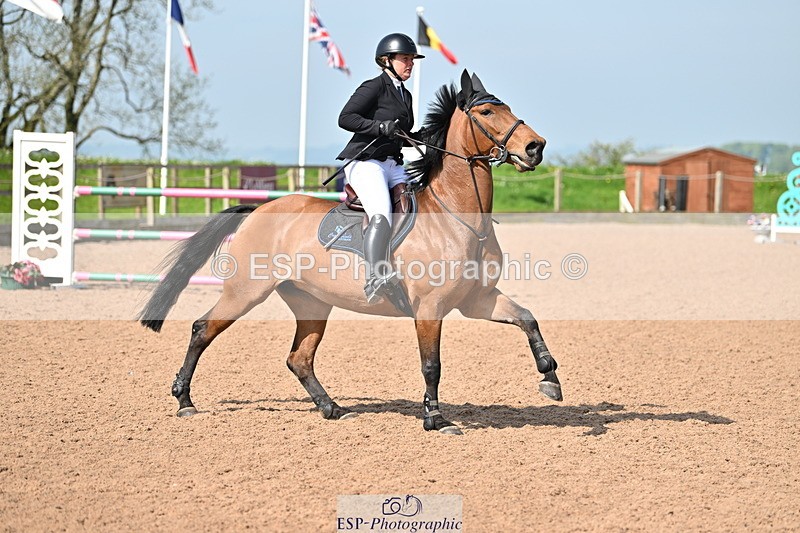 240510A-101915-04949 - Cls 21 Snr 1.20m Open