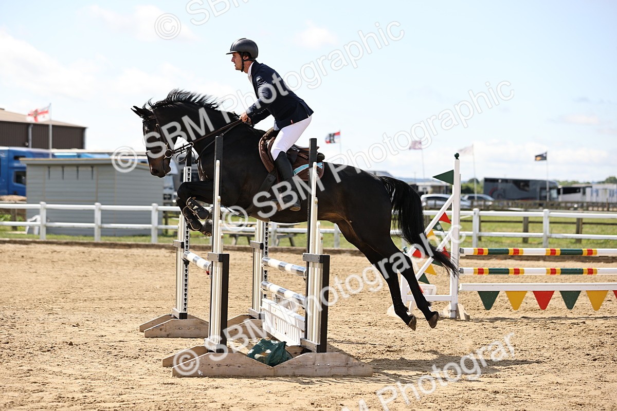 SBM_002116 - Class 9 - Senior British Novice - 90cm