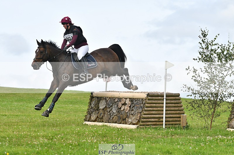 240804-103302-10402 - 302-Katie_Timberlake-LOPSHILL_ANNIE