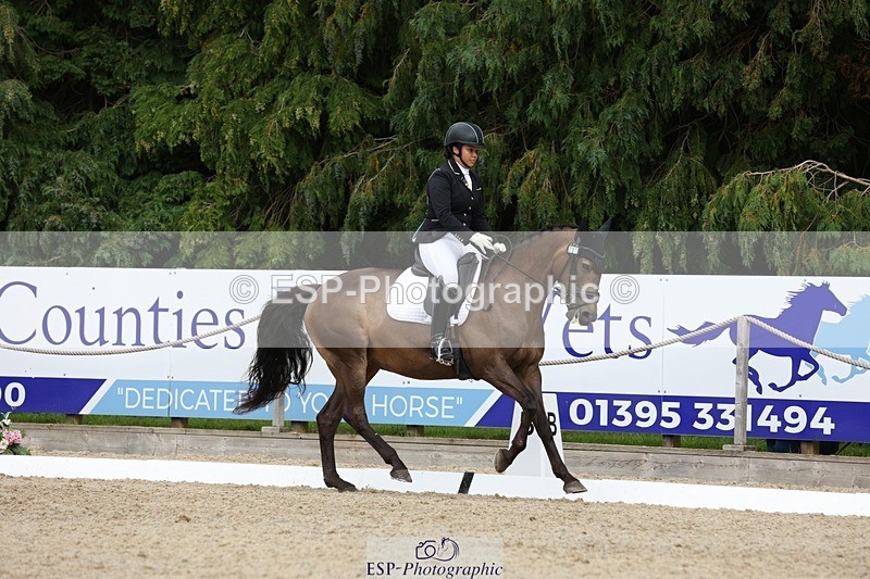 230812-143843-04458 - Cls 5 Novice Bronze 13.40 to 14.45 break