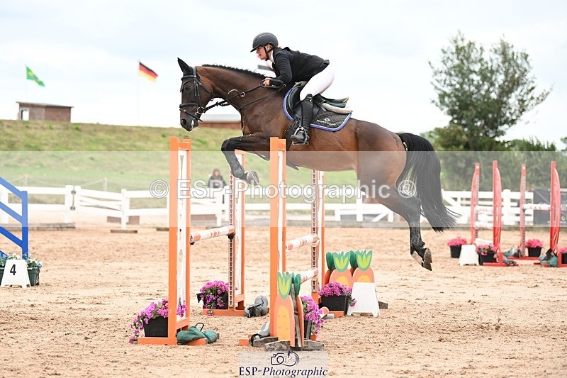 250727-111027-09513 - Cls 32 Discovery and 1m