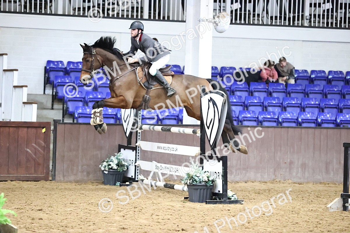 SBM_005543 - Class 17 - Senior Newcomers 1.10m