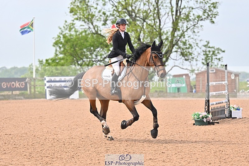 260509-110758-01838 - Cls 26a Snr Foxhunter