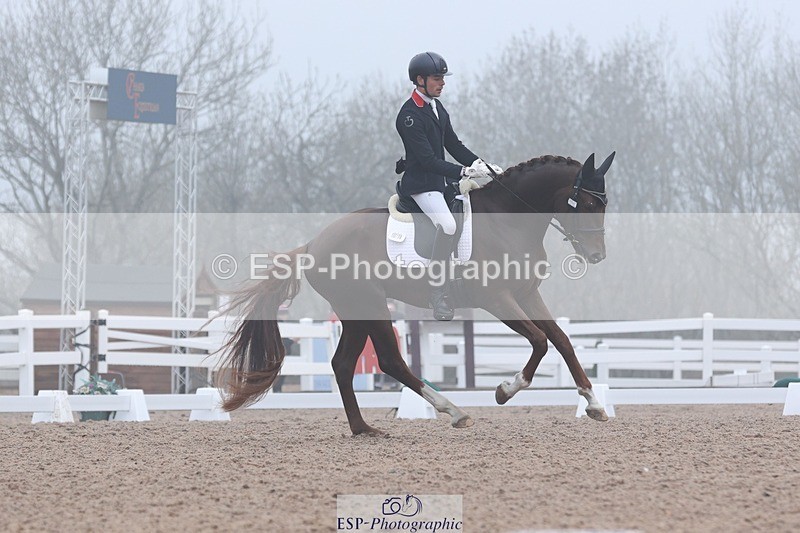 250404-091128-04411 - 076+074-Angus.Corrie-Deane+Amelia.Struel