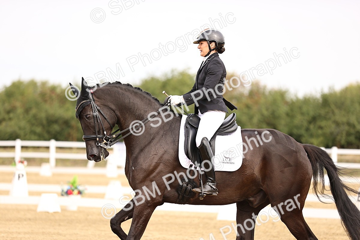 SBM_012852 - Class 2 - Advanced Medium 5 - 10.35-11.55