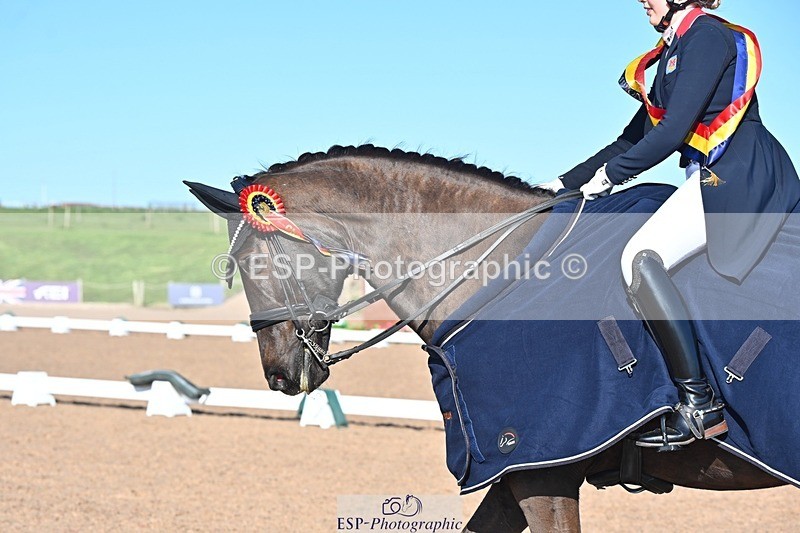 250405-153930-11824 - Cls 28 Young Riders Team