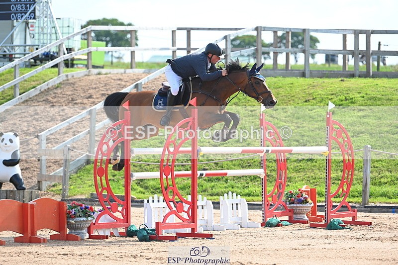 230721A-092152-04930 - Cls 2, 2 Star Small 1.30m