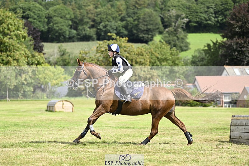 240825X-114603-32604 - 70cm XC 11.00 to 12.00