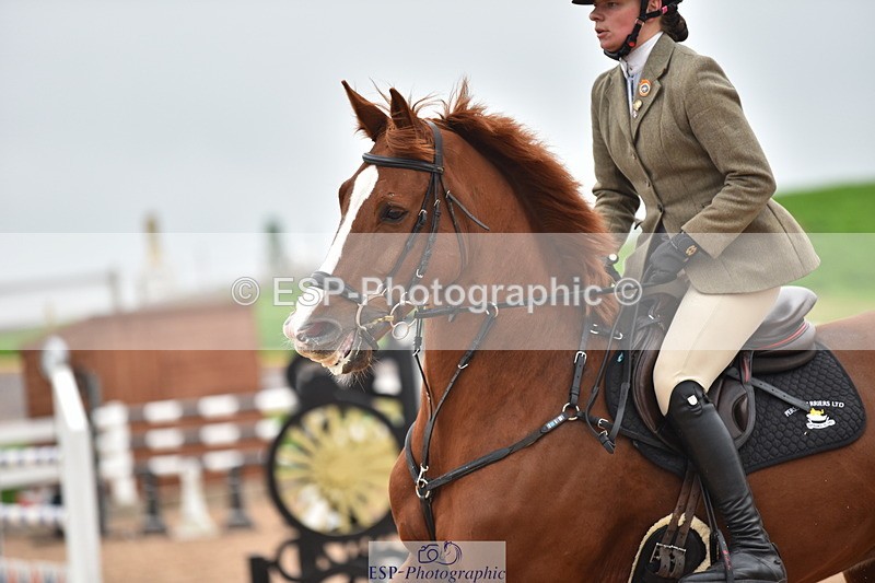 231011A-141154-00667 - Cls 5 Foxhunter & 1.20m Open