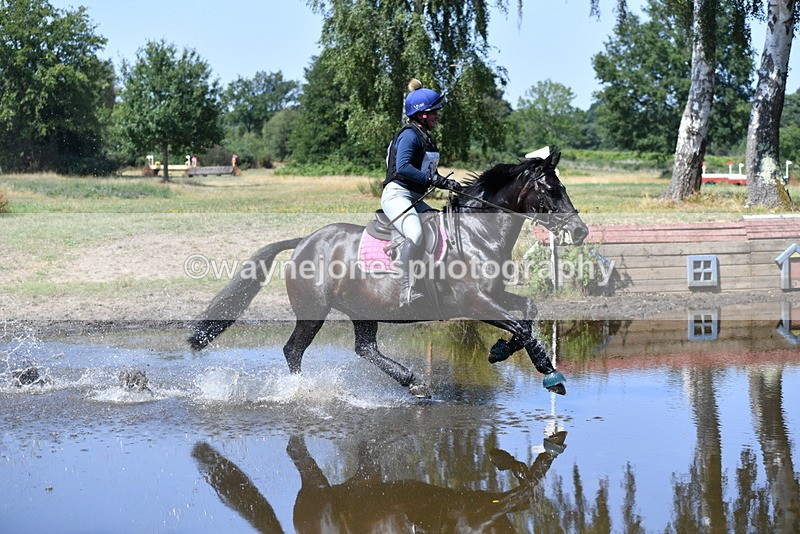 WJ5_3280 - XC Time 13:30 to 14:00