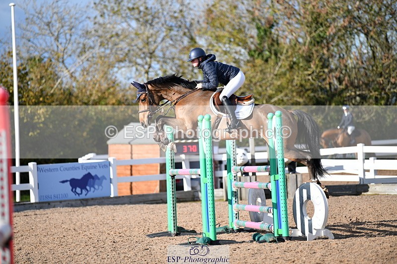 231110A-140120-00737 - Cls 5 Newcomers & 1.10m Open