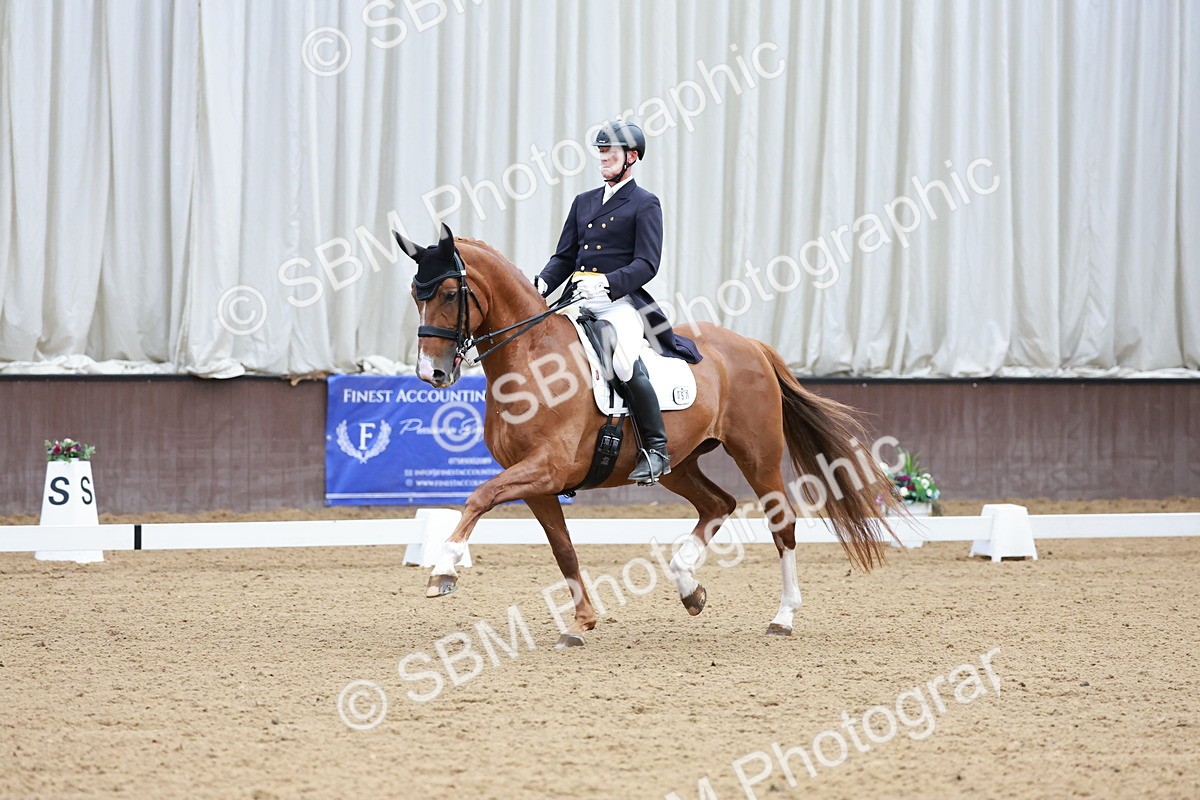 SBM_015705 - Class 5 - FEI INT II - 15.48-17.00