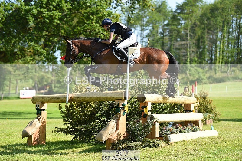 230527-095152-08436 - 205-ARTICUS-Maja_Hullah-XC