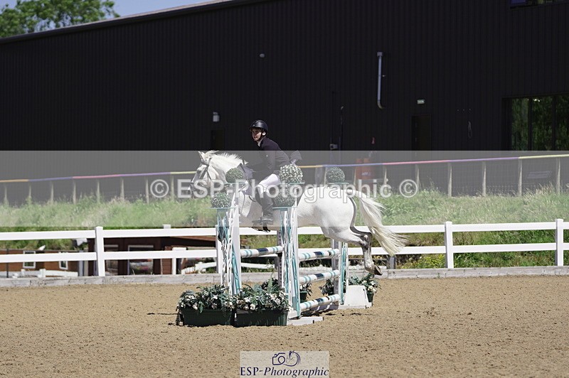 230624A-124616-01401 - Cls 24 Pony Discovery & 90cm Open