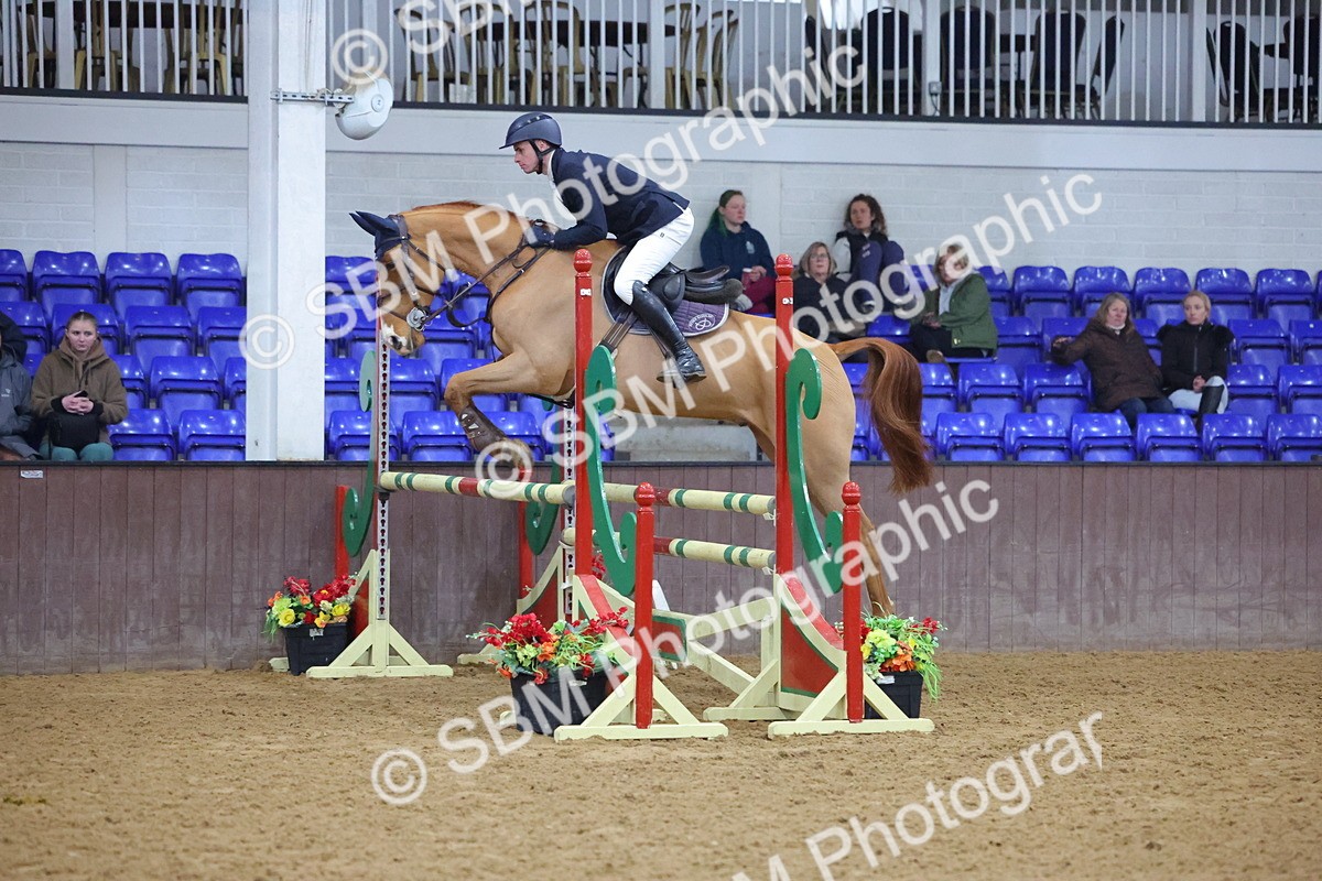SBM_001919 - Class 15 - Senior Newcomers - First Round (1.10m)