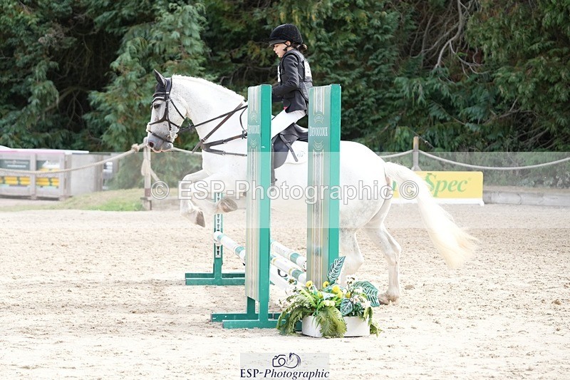 250821A-102627-14077 - WC Round 2 10.00 to 11.00