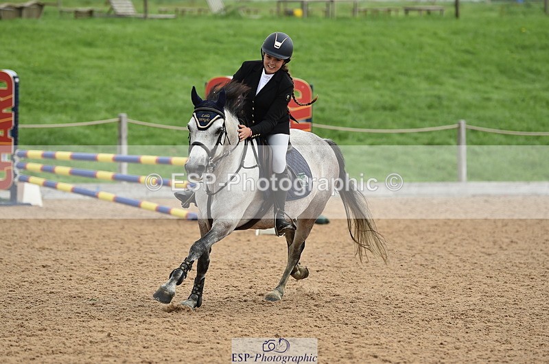 230902A-113040-00735 - Cls 2B Pony Small 80cm