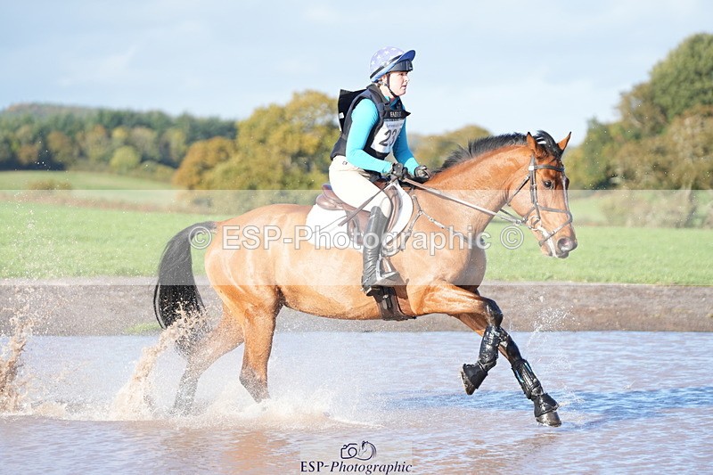 251024A-152155-13213 - C-236-Jess.Falle