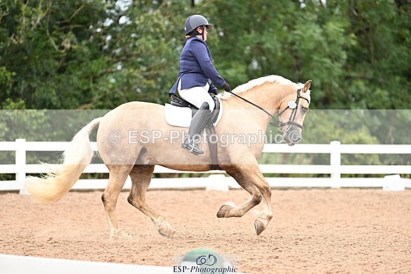 240817A-150752-10013 - 102-Chloe.Walton-Haytors.Lord.of.the.Dance