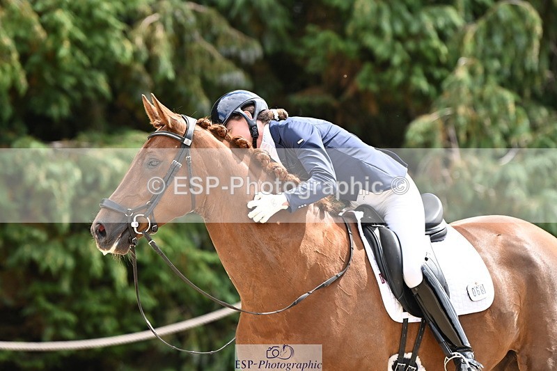 250808A-154545-01533 - 068-Jennifer.CharlestonRoulette.Magic