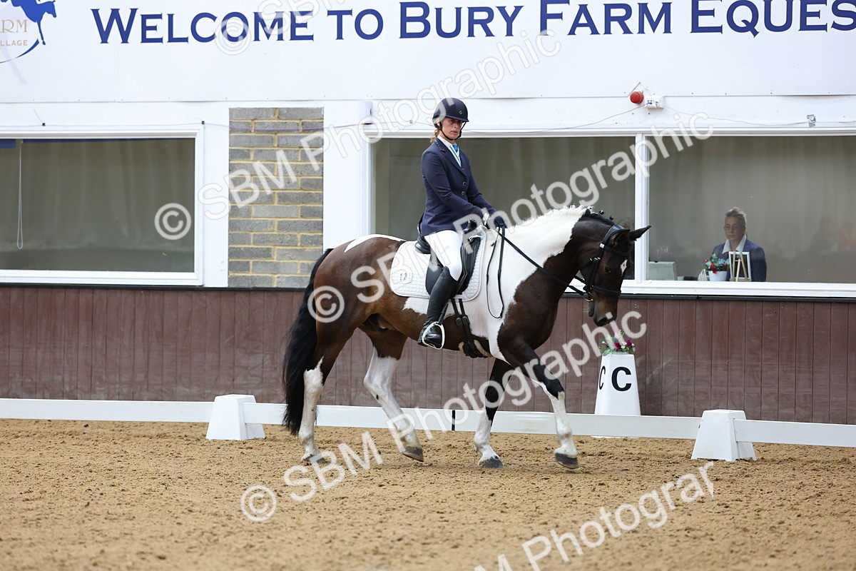 SBM_015874 - Class 15 - Novice FSM - 9.50 - 11.10