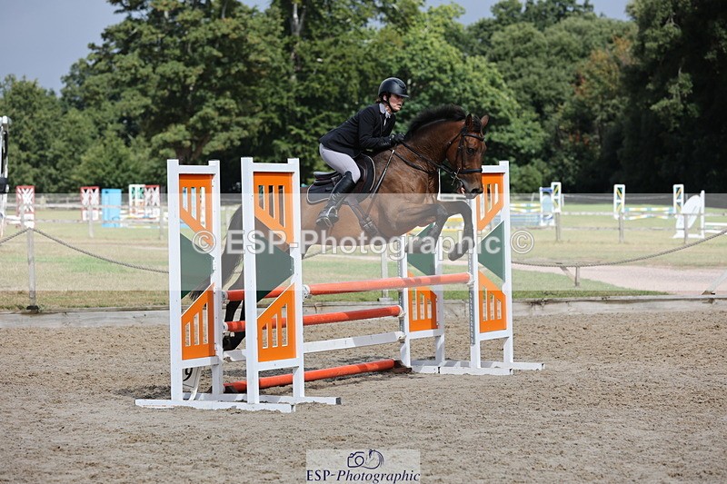 250829A-123638-01693 - Cls 7 British Novice and 90cm