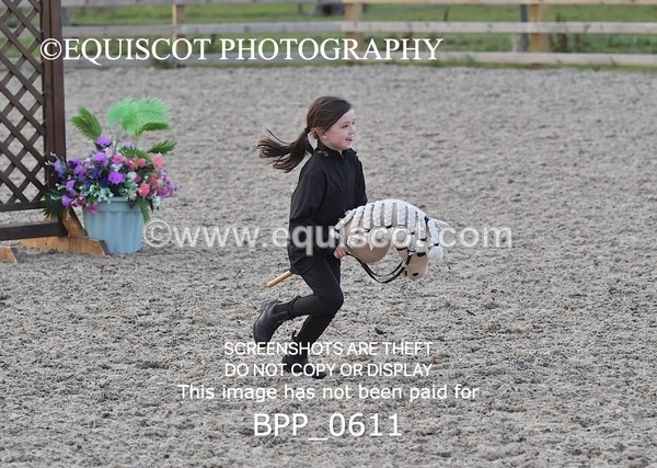 BPP_0611 - HOBBY HORSE SHOWJUMPING CLASSES