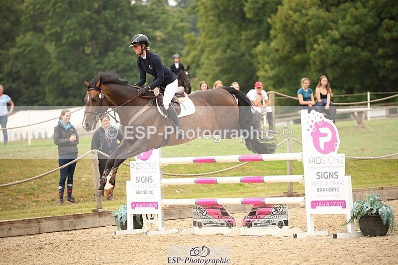 230708-105750-13398 - Cls 26 Newcomers & 1.10m Open