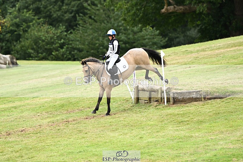 240825X-164111-37323 - 80cm XC 16.30 to 17.30