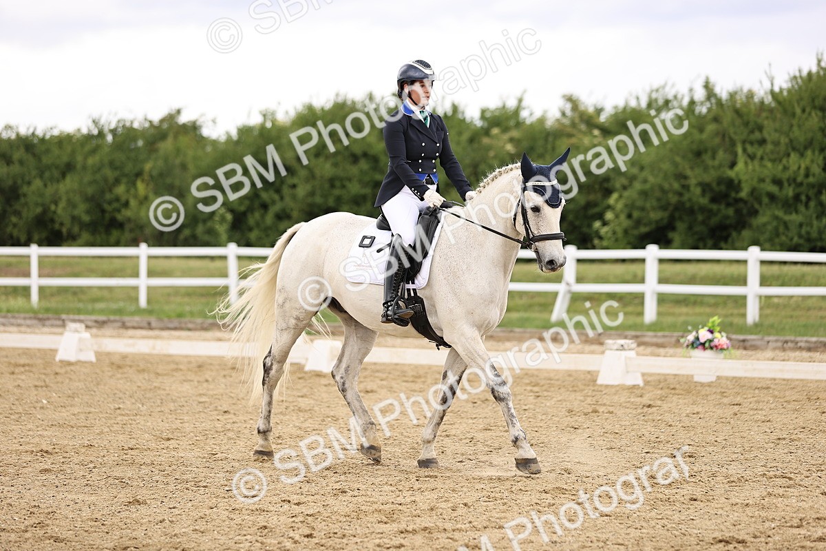 SBM_002079 - Class 2 - Novice 4 - 10.36-11.39