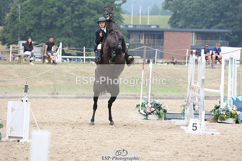 230618-102905-10145 - Cls 19 Pony Intro 1m