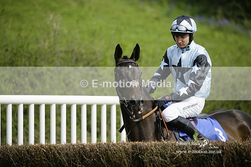 PtP 230422 320 - Berkeley Races - Woodford Glos 23/04/22