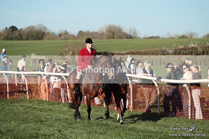 PtP 210326 1377 - VWH Cirencester Races 21/03/26