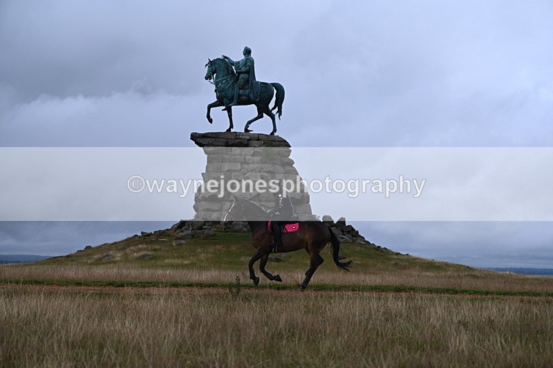 DSC_3926 - Time at Statue 14:56 to 15:05