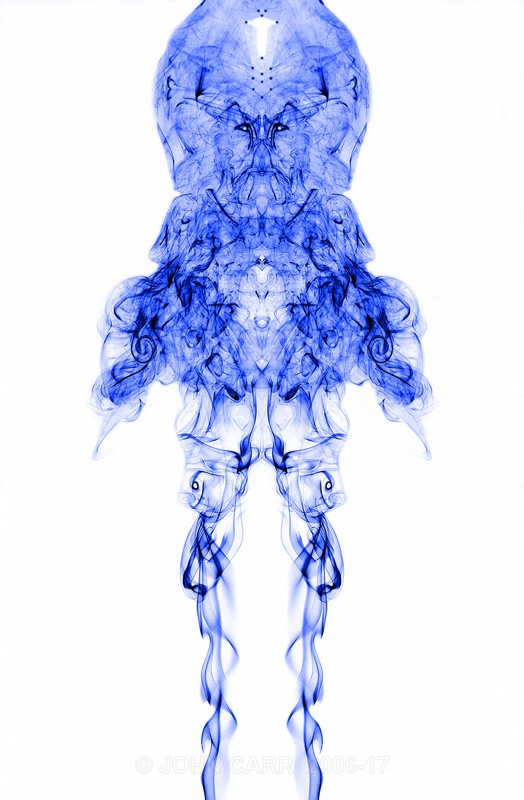 Blue Alien-0513 - SMOKE ART( The Alien invasion) PHOTOS