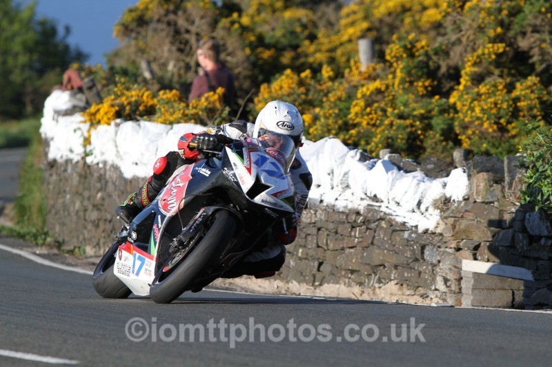 Dan Kneen Kawasaki / Cookstown B.E.Racing - Monday Practice Solos