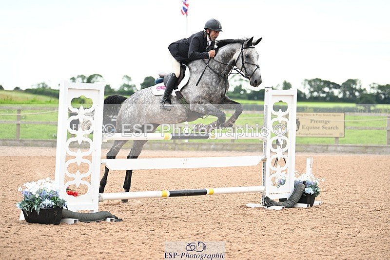 240727A-160217-06064 - Cls 16 Snr Foxhunter