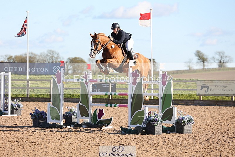 240419A-174441-09969 - Cls 10, 2 Star Big Tour 145cm  Break to End