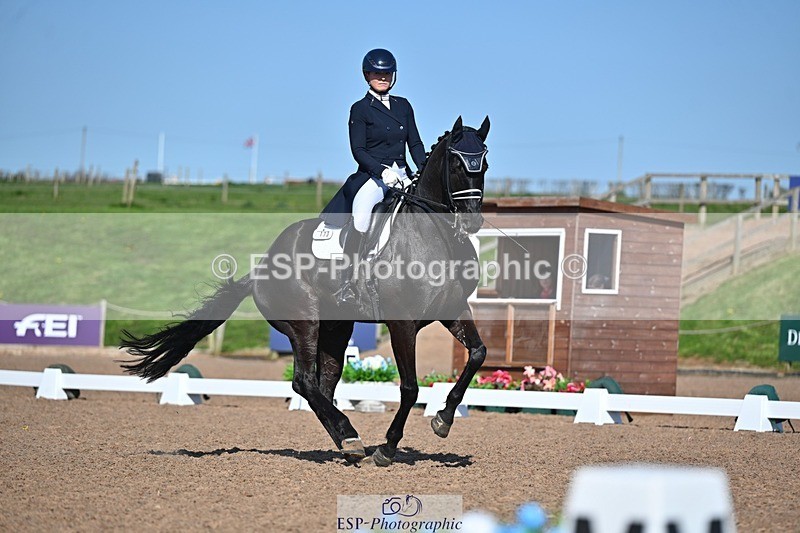 250405-143951-11292 - 173-Zoe.Sleigh-For.Rome