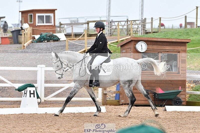 240121A-112956-00569 - Cls 5 Novice 37A