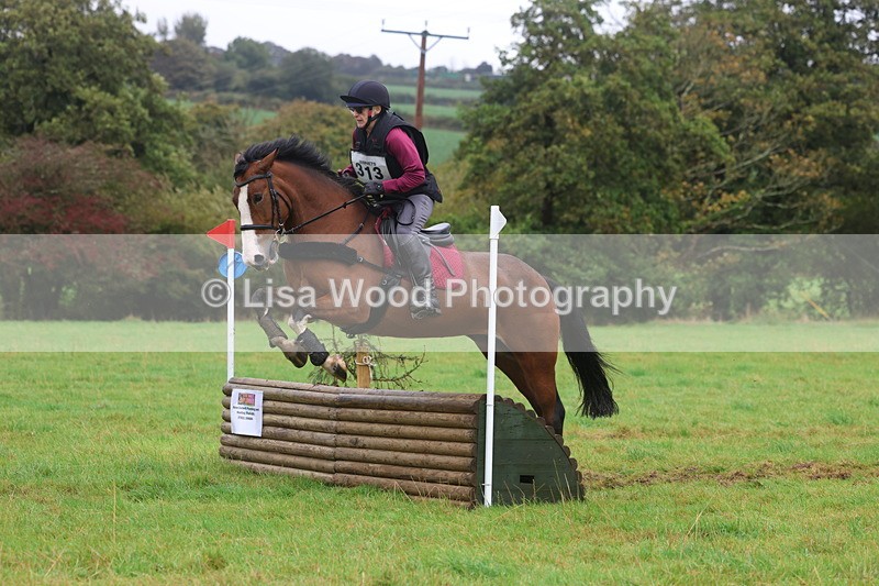 3E7A1658 - Class 3: 70cm Pairs: Half Roll Top