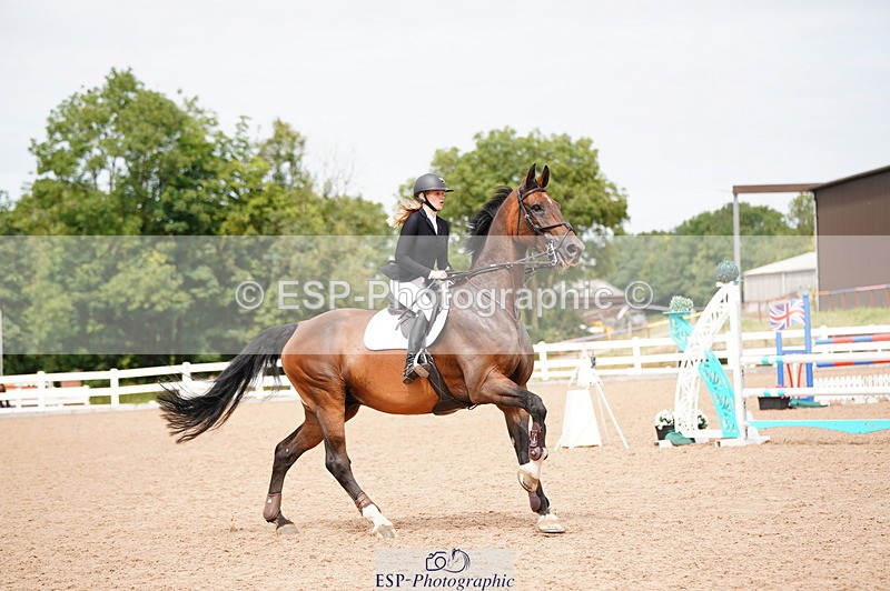 240803A-141240-08423 - Cls 38 1.05m Amateur Qualifier