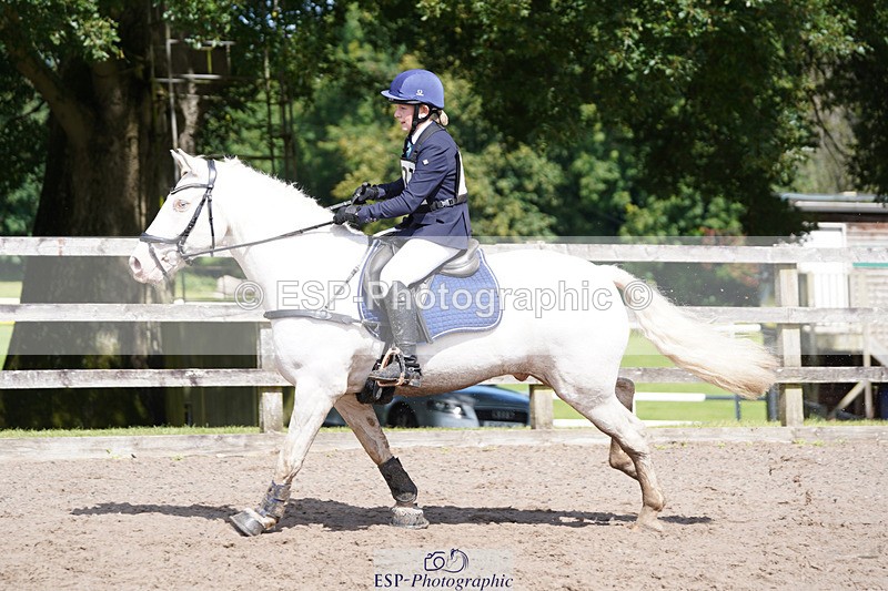 240824X-133550-27817 - 80cm Round 1 13.00 to 14.00