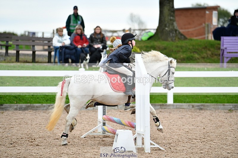 241013B-104515-00451 - Cls 2c 40cm Lead Rein